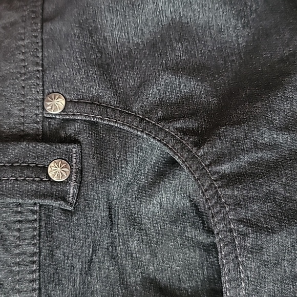 Athleta Take a Hike Side Snap Charcoal Grey Skirt/ 2. - Picture 10 of 11